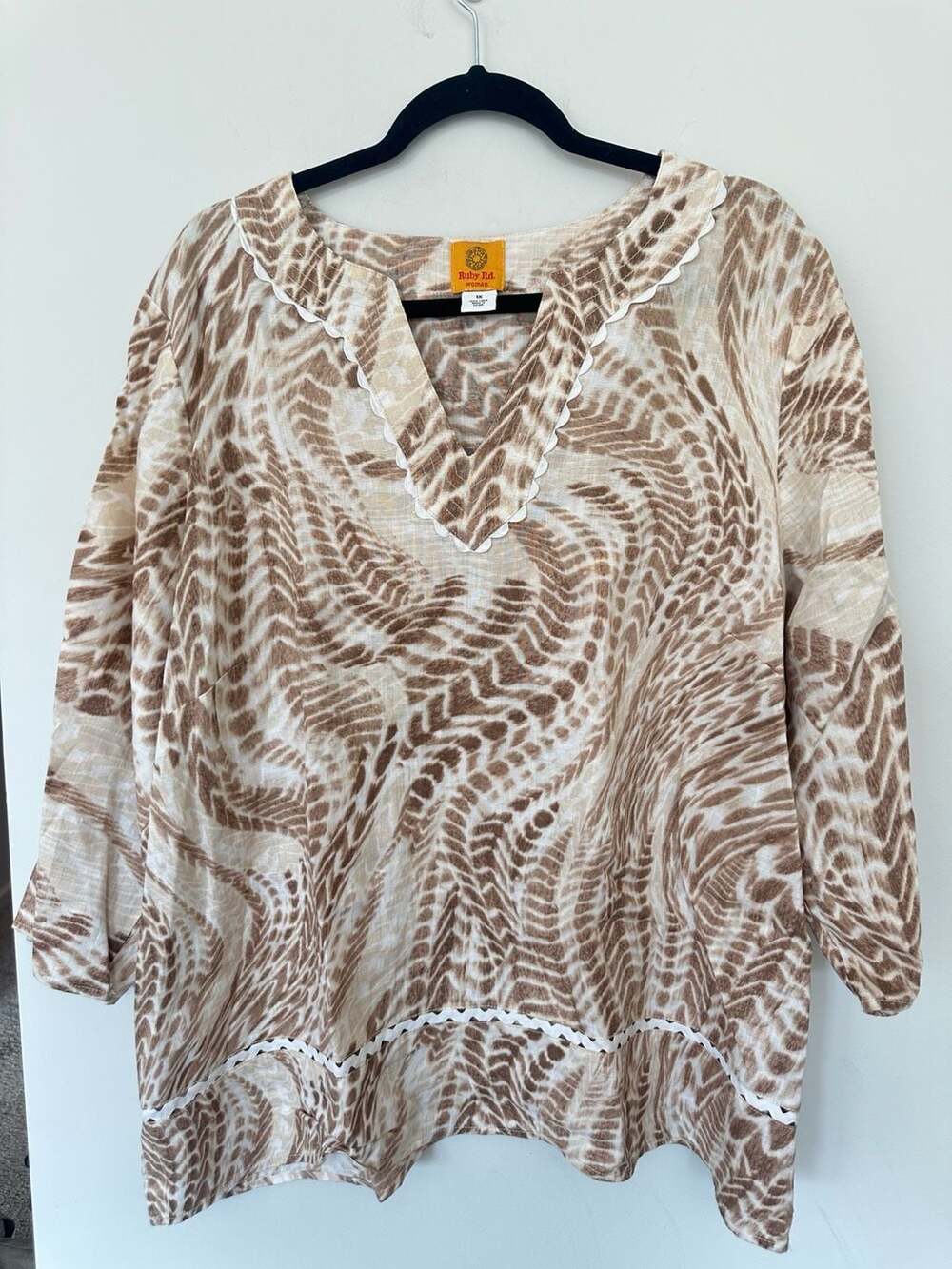Ruby Rd. Woman 100% Linen Brown Animal Print V-Neck 3/4 Sleeve Tunic Top 1X